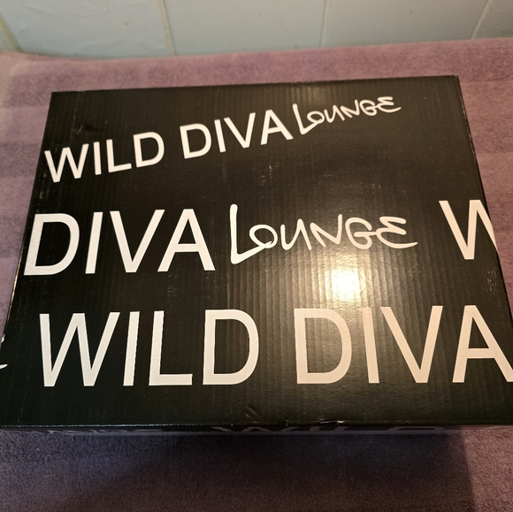 🆕️ 8 WW Burgundy Vivica Wide-Calf Over-the-Knee Boot - Picture 5 of 6